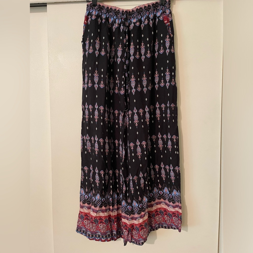 We Love Fashion Wide Legged Pants